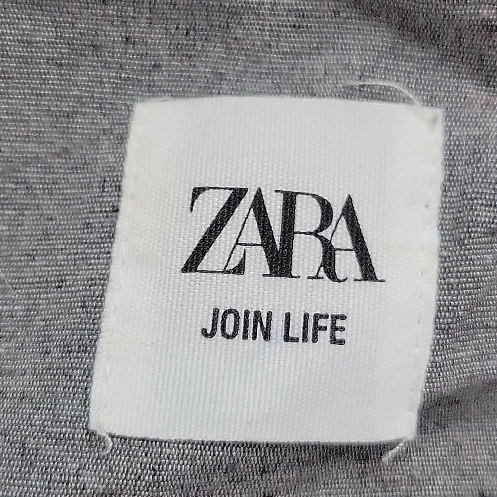 Zara Elegant Gray Tote Bag